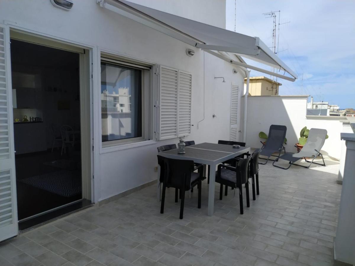 Michi'S Home - Attico In Centro Bari Kültér fotó